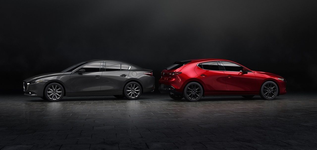 Mazda 3 side view hatchback and saloon