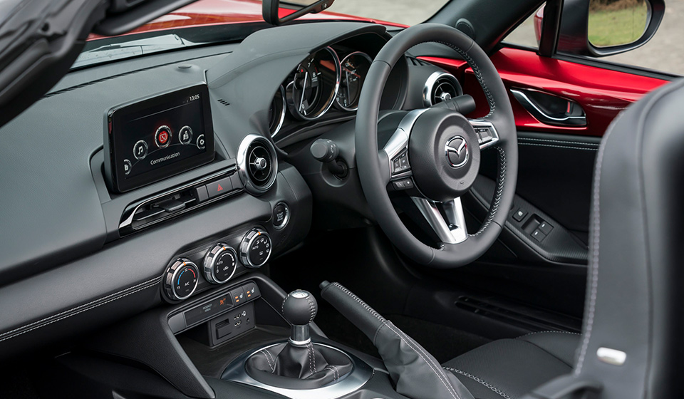 Mazda MX-5 Interior Connectivity